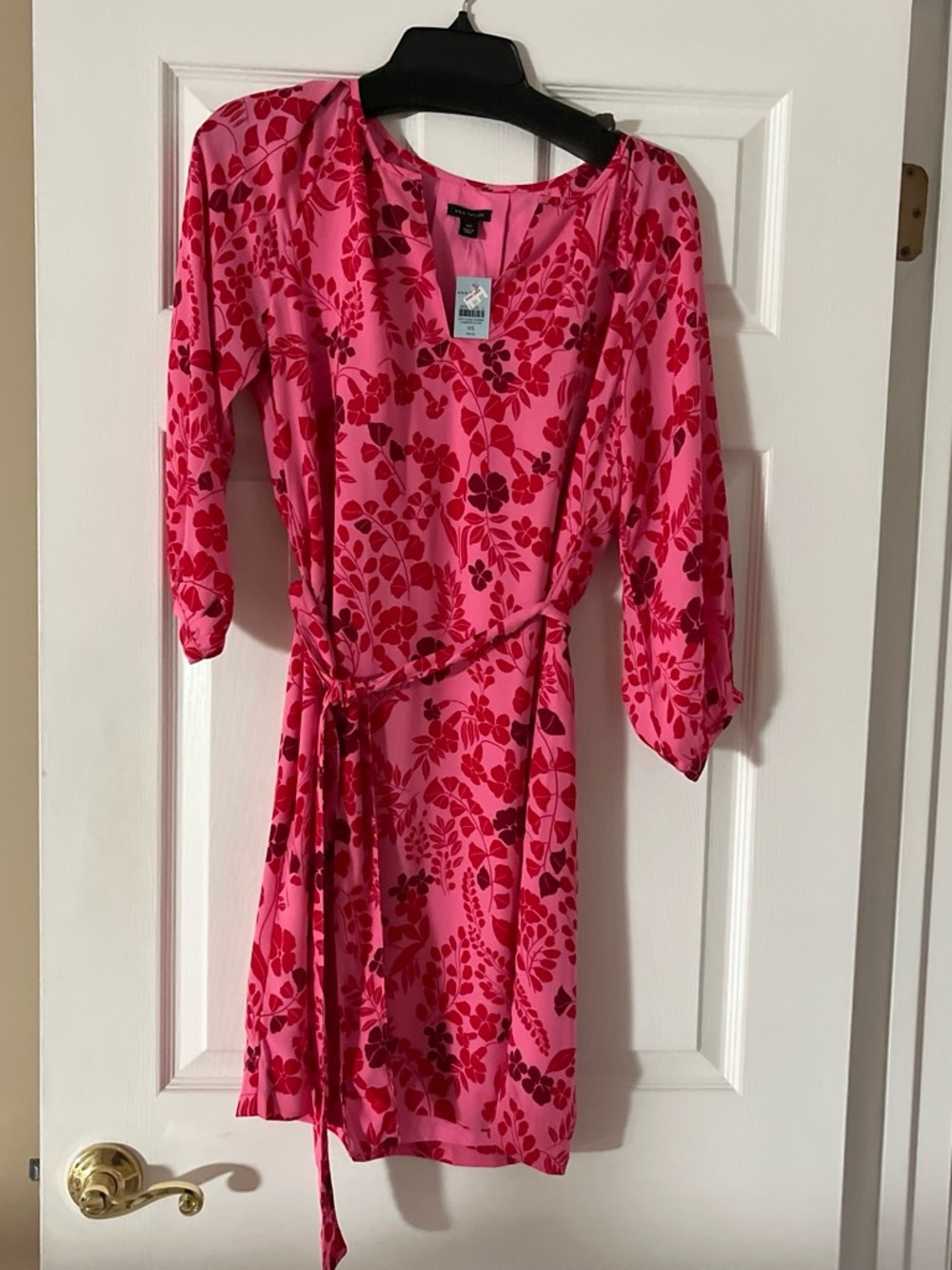 Ann Taylor NWT Women’s Pink Floral Wrap Dress XS petite